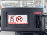 使いやすいインターフェースで、快適なドライブをサポートします。安全運転を支援する機能も搭載されており、安心してお車を楽しめます。