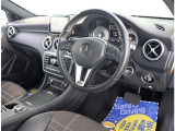 お車のご納車は待ち遠しいもの。1日でも早くご納車が出来るよう、整備拠点と販売店を結ぶ輸送ラインを確立しております。