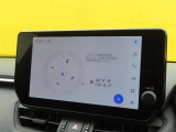 ディスプレイオーディオ(コネクティッドナビ対応)搭載。Tコネクトご契約で2028年3月までナビ機能が無償で利用できます。期限到来後は有償で継続可能です。(車載ナビは非搭載)