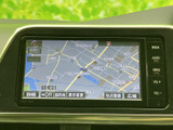 わかりやすい地図表示で、目的地へのナビゲーションをスムーズに。渋滞情報なども確認でき、効率的なルートを選択できます。