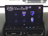 ドライブの必需品。見やすい・使いやすいHonda純正のメモリーナビを搭載しています。