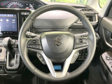 【純正革巻きステアリング】上質な革を使用することで、手にしっかり馴染みとても運転しやすいハンドルです♪