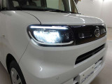 LEDヘッドライトです。デザイン性がよくとても明るいので、夜間の走行や悪天候でも安心です。しかも長寿命!