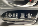運転席ドアスイッチ