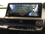バックガイドモニターで、後方を確認しながら安心して駐車することができます。運転初心者も熟練者も必須の機能ですよ!