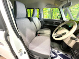 運転席シート廻りは使用感も少なく、良好な状態となっています。丁寧に使われていたことがよくわかりますね。