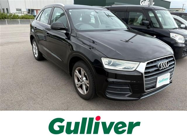 アウディ Q3 
