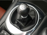 神戸マツダ神戸西インター店は、通常ディーラー+&alpha;の次世代型店舗としてROADSTER EXPERIENCE SPACEの冠を掲げ、「いつでも・誰でも・気軽に会いに行ける」ロードスターUカー専門店。