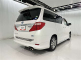 走りにこだわりながら収納力も持ち合わせたお車です。