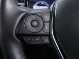 Bluetooth接続でハンドルを握ったままステアリングスイッチで電話のワイヤレス通信が可能です。