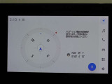 ディスプレイオーディオを装備。スマホとクルマをつなぐことで、これまでのナビに加えて、いろんなサービスが楽しめます
