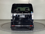 Hondaのお店なら様々なサービスも同時に申し込めます。