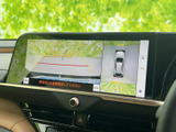 駐車時の安全性を高めるバックモニター。狭い場所でも、後方状況を把握しやすく、スムーズな駐車をサポートします。