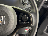 Hondaセンシングの機能のひとつ、アダプティブクルーズコントロール付!アクセルから足を離しても設定したスピードと前車との車間を保ち走行してくれます!車線維持もアシスト☆高速道路で疲労軽減ですね☆