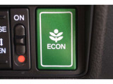 ECONスイッチの効果とあなたの運転で、クルマと力をあわせ「燃費向上=ガソリン代の節約=CO2 削減」のチャレンジをお楽しみください。