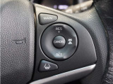 ◆アダプティブクルーズコントロール◆予め設定した車速内でクルマが自動的に加減速。前走車との適切な車間距離を維持しながら追従走行します。【LKAS】車線維持支援システムでステアリング操作を支援。