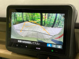 【バックカメラ】駐車時に後方がリアルタイム映像で確認できます。大型商業施設や立体駐車場での駐車時や、夜間のバック時に大活躍!運転スキルに関わらず、今や必須となった装備のひとつです!