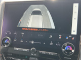 後方の状況をリアルタイムで確認できます。駐車時や狭い道での運転をサポートし、安全性を高めます。運転に自信がない方にもおすすめです。