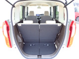 ◆定員乗車時のカーゴルームです。普段のお買い物の荷物やたくさんの収納が可能です。