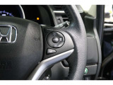 Hondaセンシングの機能のひとつ、アダプティブクルーズコントロール付!アクセルから足を離しても設定したスピードと前車との車間を保ち走行してくれます!車線維持もアシスト☆高速道路で疲労軽減ですね☆