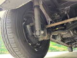 お車を安心してお乗りいただく為には、足回りの定期点検が欠かせません。サービスサポート(有償保証)では無料点検もご提供しており、安心のカーライフをお過ごしいただけるサポート体制が整っています。