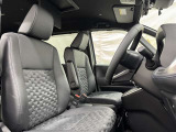 見通しのよいすっきりとした視界で、誰でも運転しやすいです。運転のしやすさは疲れにくさにも繋がりますよ♪