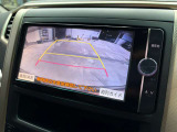 【バックカメラ】運転席から画面上で安全確認ができます。駐車が苦手な方にもオススメな便利機能です。