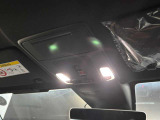 マップランプユニットにはLEDライトやホンダコネクト関連スイッチが機能的に配置されており便利にご利用いただけます♪