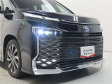 高輝度で点灯速度が速く、しかも消費電力の少ないLEDヘッドライトが装備されています!LEDの明るい光が走行中の視界の確保をサポートして、夜のドライブがより楽しく安全に運転できます♪
