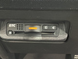 いまや快適なカーライフに欠かせないETCが付いています。