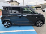 納車前にはプロのメカニックが点検、整備を行いますので安心してお乗り頂けます。