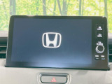 【純正9型ナビ】人気の純正ナビを装備。オーディオ機能も充実しており、Bluetooth接続すればお持ちのスマホやMP3プレイヤーの音楽を再生可能!毎日の運転がさらに楽しくなります!