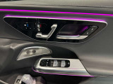パワーシートの操作は、スイッチがシートの形状をしておりますので、ダイレクトに調節が可能でございます。