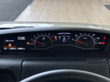 視認性の高いメーター類で、運転に必要な情報をしっかり確認できます。走行状況を的確に把握し、安全運転をサポートします。