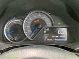 視認性に優れたメーターパネル。運転に必要な情報を確かな目で捉え、快適なドライビングをサポートします。