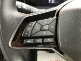 【ステアリングスイッチ】ステアリングを握ったままオーディオ等がコントロール出来ますので、利便性だけでなく事故防止にも繋がります。