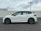 ご納車前には、BMWを熟知したメカニックによる100項目の点検・整備を行います。不具合箇所、交換時期に達している部品に関しましては、全て当社負担で交換してからのご納車となります。