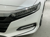 LEDヘッドライトは、点灯の瞬間から最大光量を発揮し、突然暗くなるトンネルなどでの安定感を高めます。