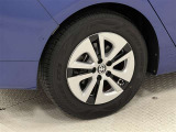 タイヤサイズは195/65R15!残り溝は5ミリ程度です!