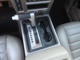 BUBU柏店はGM(ゼネラルモータース)の工場を併設いたしております。車検や一般的な整備をはじめとして、メーカー保証やリコールにも対応しております。より高い安心をお届けいたします。