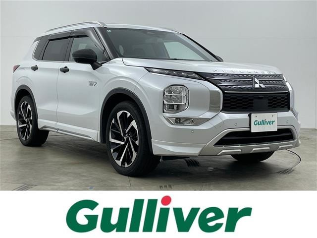 アウトランダー PHEV 2.4 P 4WD サンルーフ