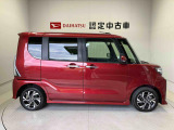 車両右側面からの写真になり。車をご覧になりたい時はお気軽に最寄りの店舗へご相談下さい。