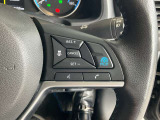 プロパイロットは前を走行するクルマを検知しアクセル、ブレーキをコントロールして車間距離を保つ手助けをしてドライバーの運転負担を軽減します。