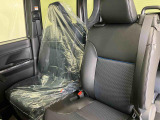フロントシートです。ゆったり運転ができます。長距離ドライブもラクラク♪♪