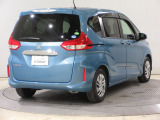 ボディクリーニング後、愛車をピカピカの状態へ保護するコーティング「ブライトパック」がおススメです!水垢がつきにくく、手入れがしやすくなりますよ!いつも愛車をきれいにしておきたい方におススメです。