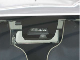 衝突被害軽減ブレーキをはじめとして、各種安全装備が充実しております。詳しくはスタッフまでお尋ねください。