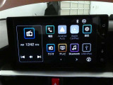 9インチ、ディスプレイオーディオ装着。スマホと通信ができてナビや好きな音楽を楽しめます。