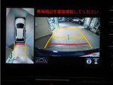 バックモニター、全周囲モニター付きなので駐車が苦手な方でも安心ですね!