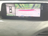 【360&deg;ビューモニター】専用のカメラにより、上から見下ろしたような視点で360度クルマの周囲を確認することができます☆死角部分も確認しやすく、狭い場所での切り返しや駐車もスムーズに行えます。