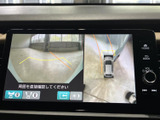 停車中にテレビや映像コンテンツを楽しめます。休憩時間などにリラックスできる便利な機能です。待ち時間も快適に過ごせるのが魅力です。